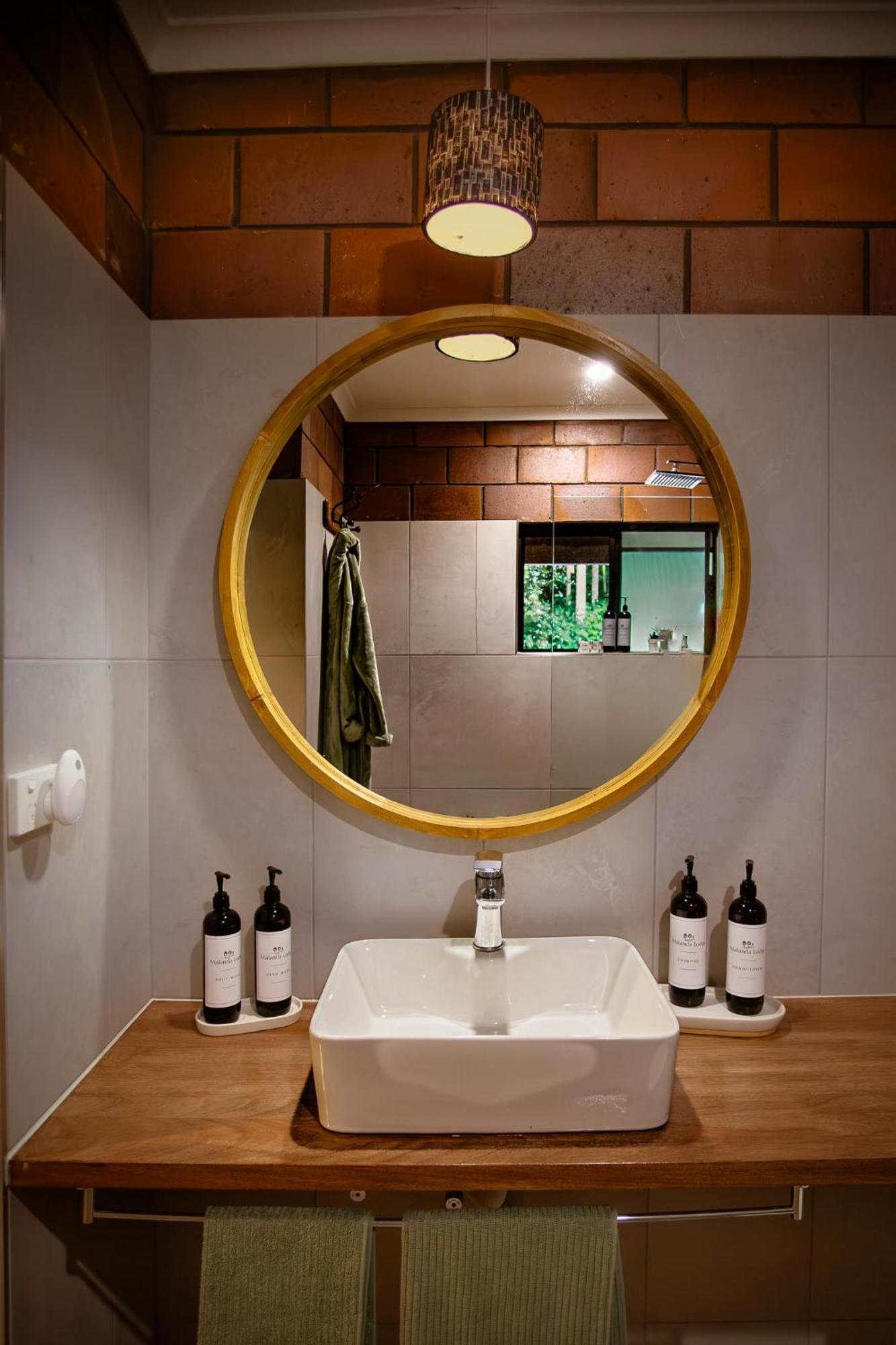 Malanda Lodge 外观 照片